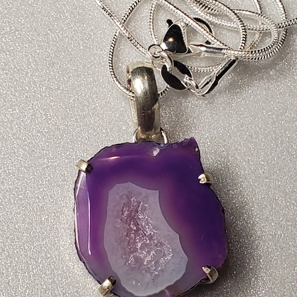 NEW Sliced Purple Colored Agate Pendant - Picture 4 of 6